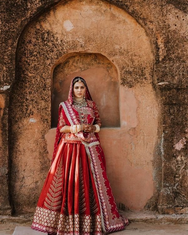 bridal poshak